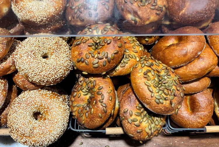 Downtown Bagels 推薦餐點參考照片 1